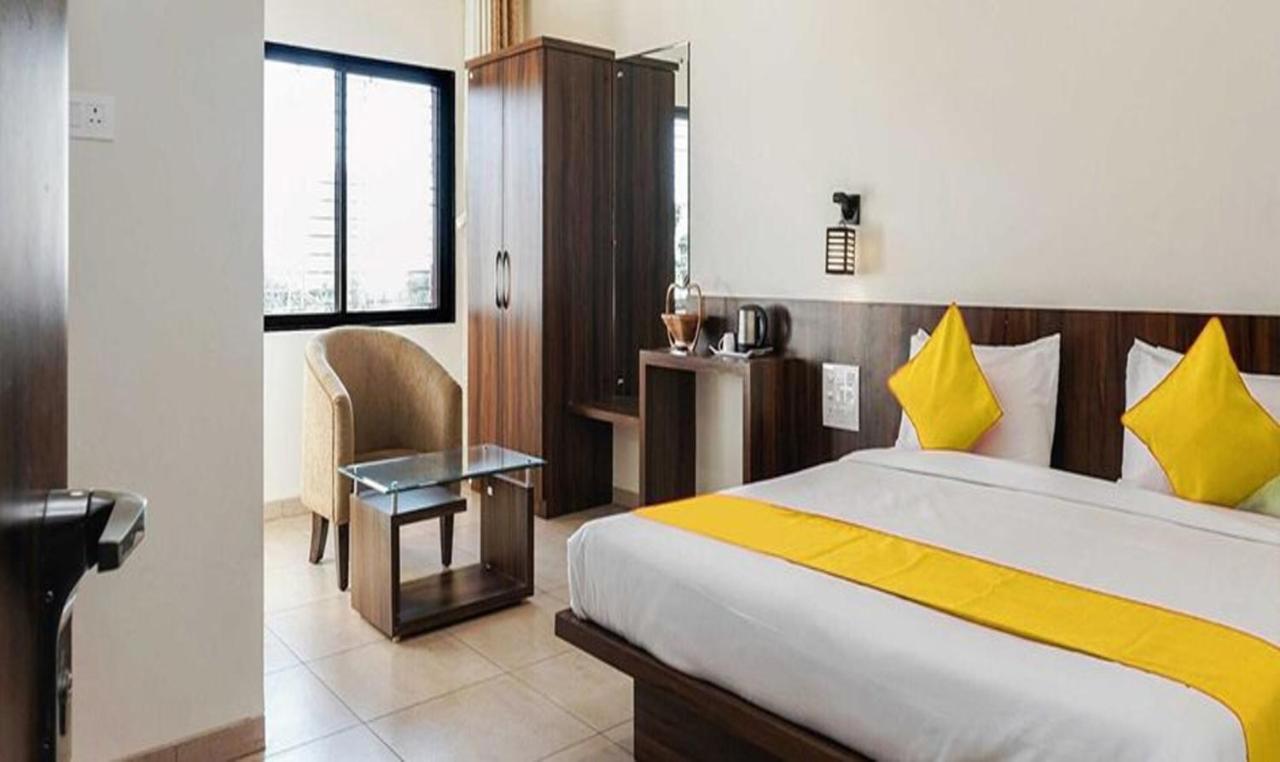 Fabhotel Karishma Palace Supe Zewnętrze zdjęcie