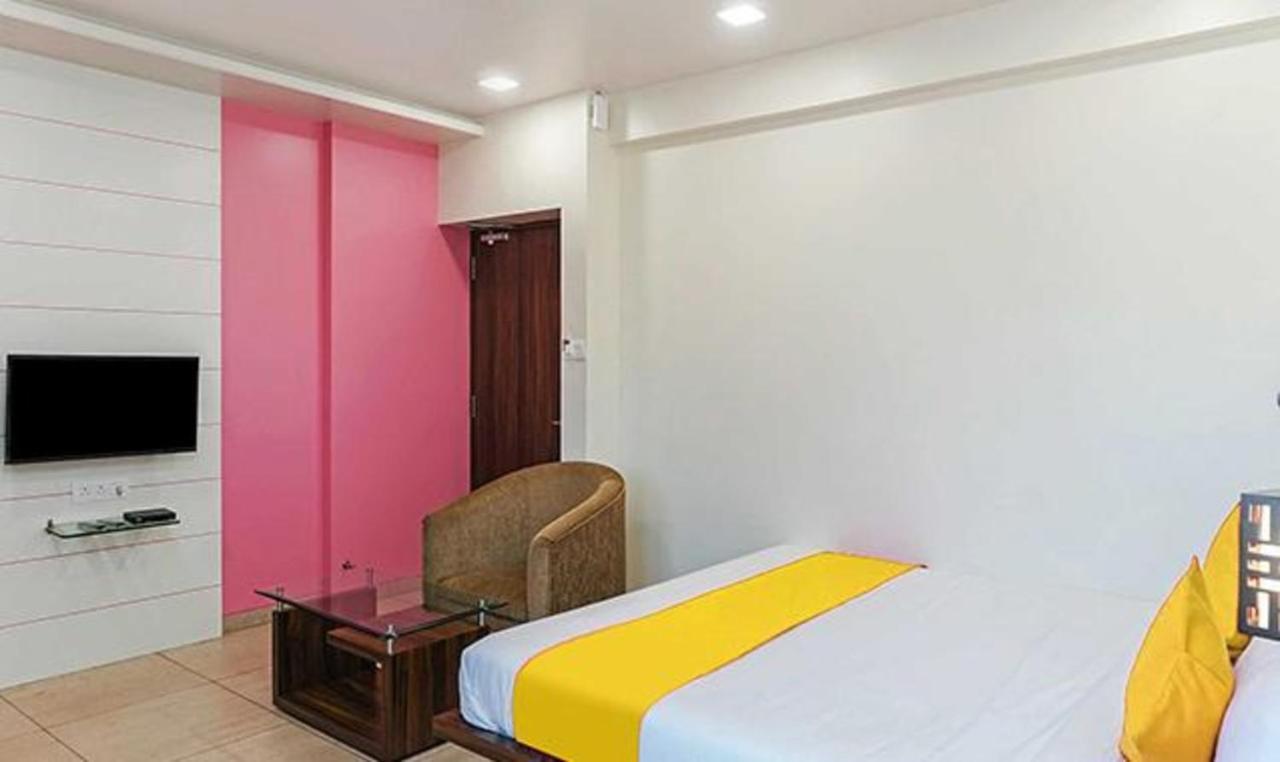 Fabhotel Karishma Palace Supe Zewnętrze zdjęcie